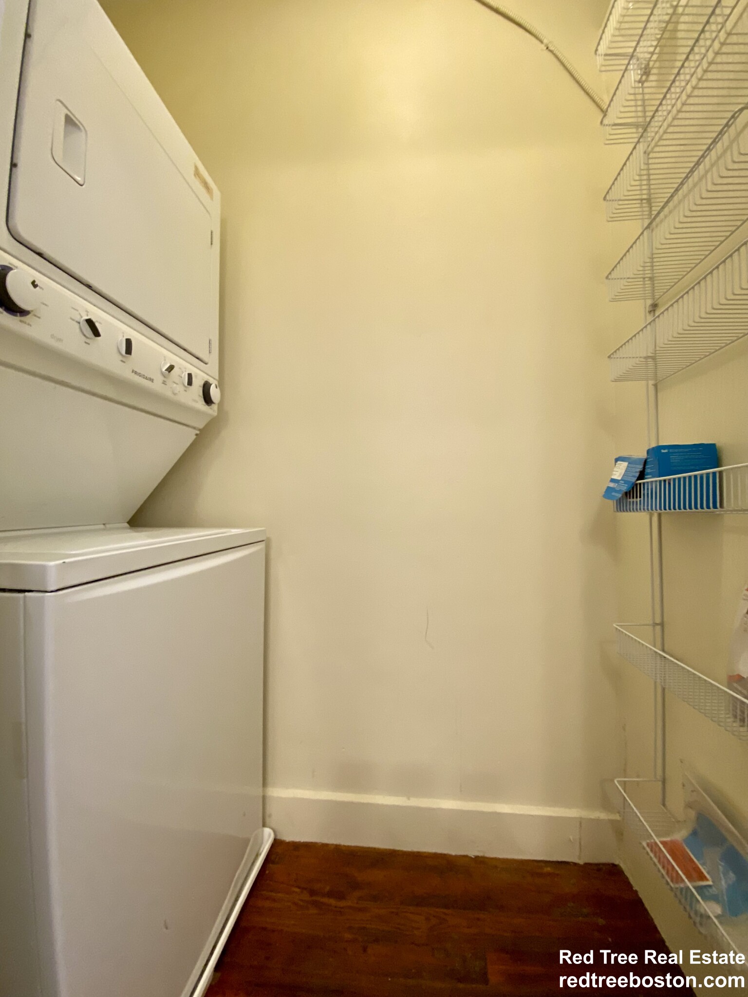 14 Dalrymple St, Jamaica Plain