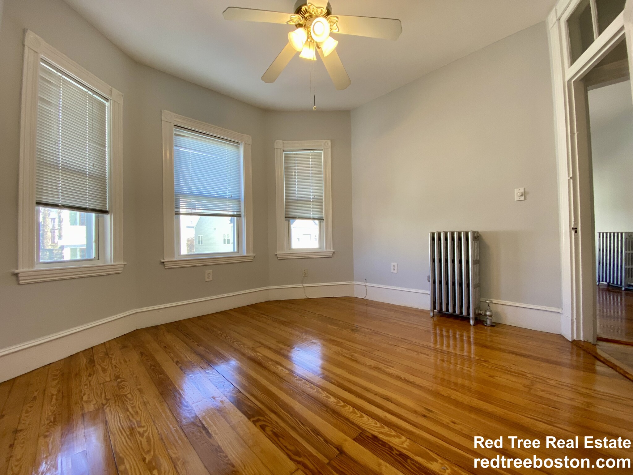 14 Dalrymple St, Jamaica Plain