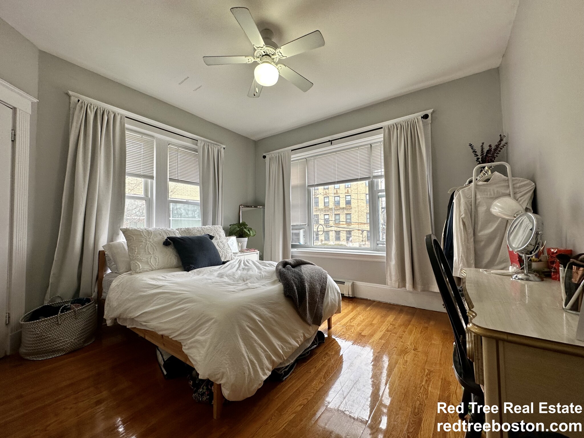 56 Cummings Rd, Brighton