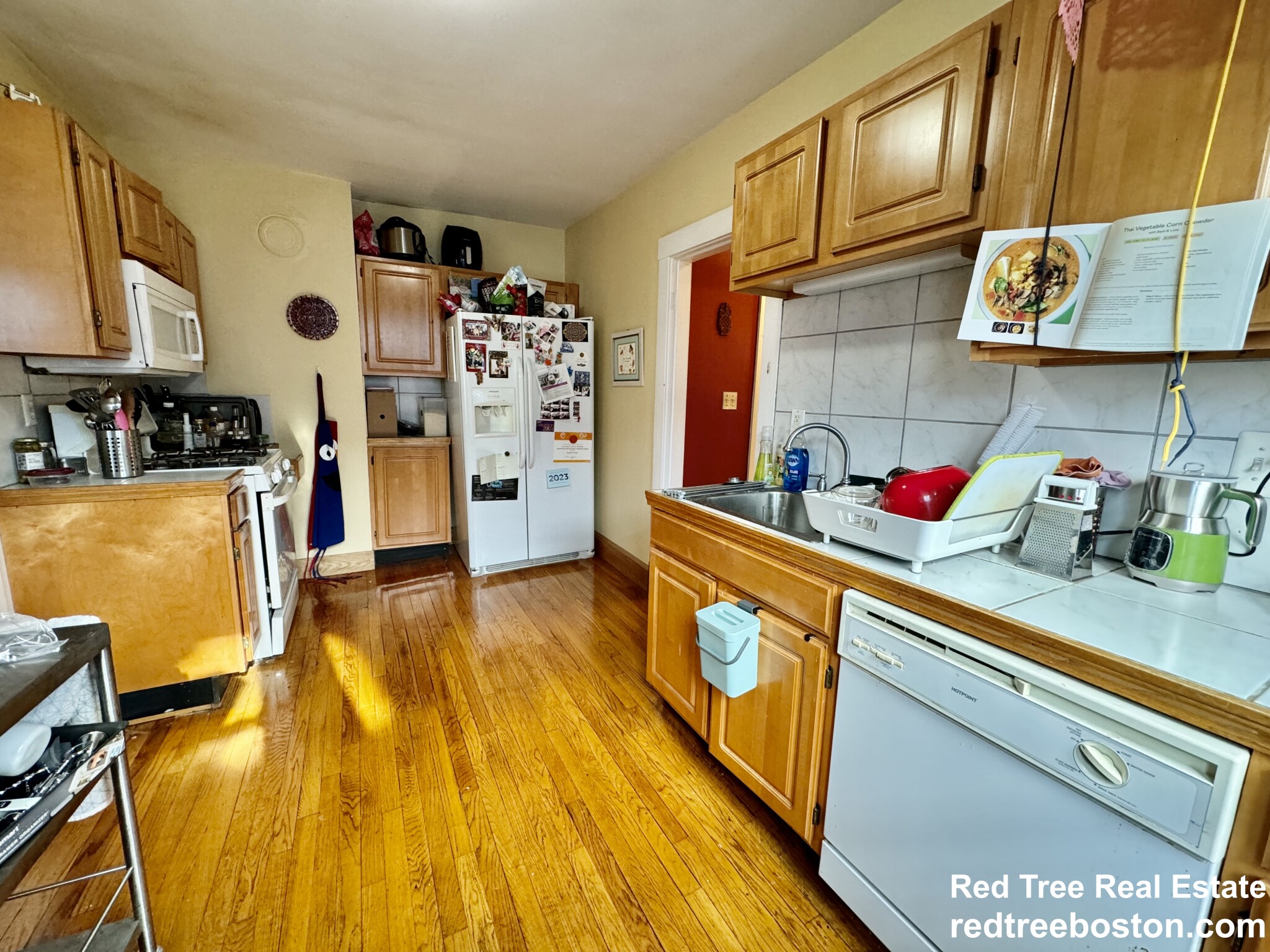 25 Saint Peter St, Jamaica Plain