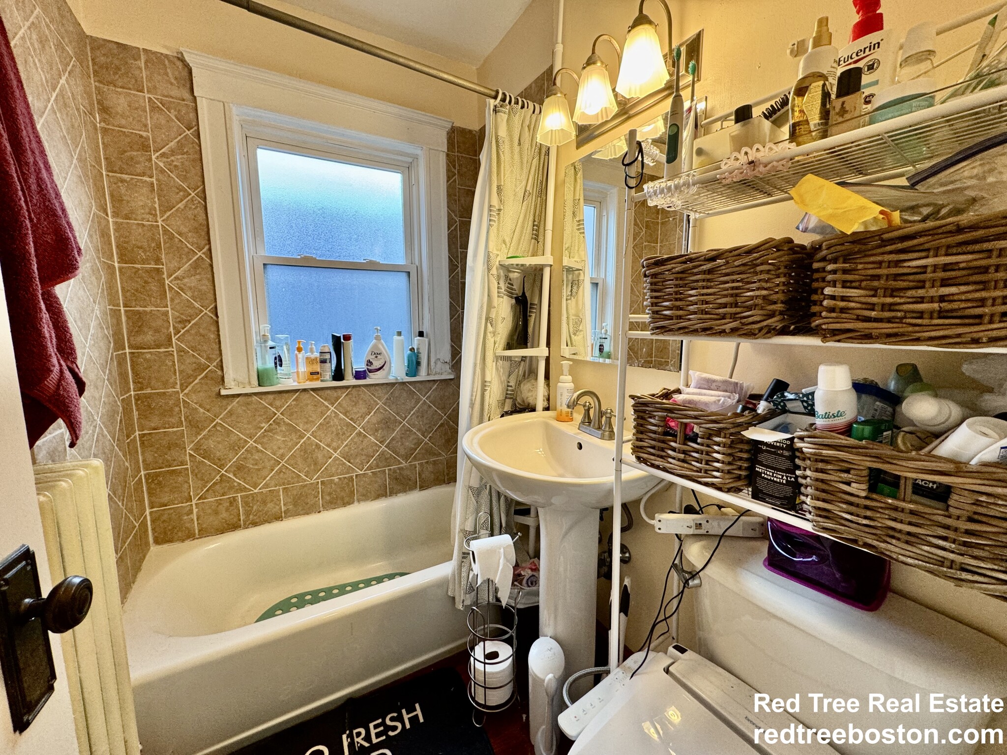 25 Saint Peter St, Jamaica Plain