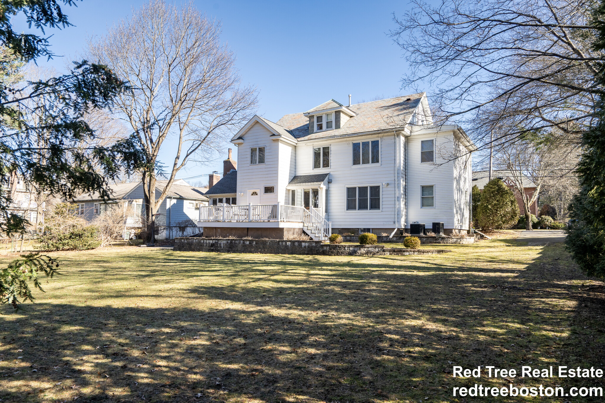 829 Chestnut St, Waban