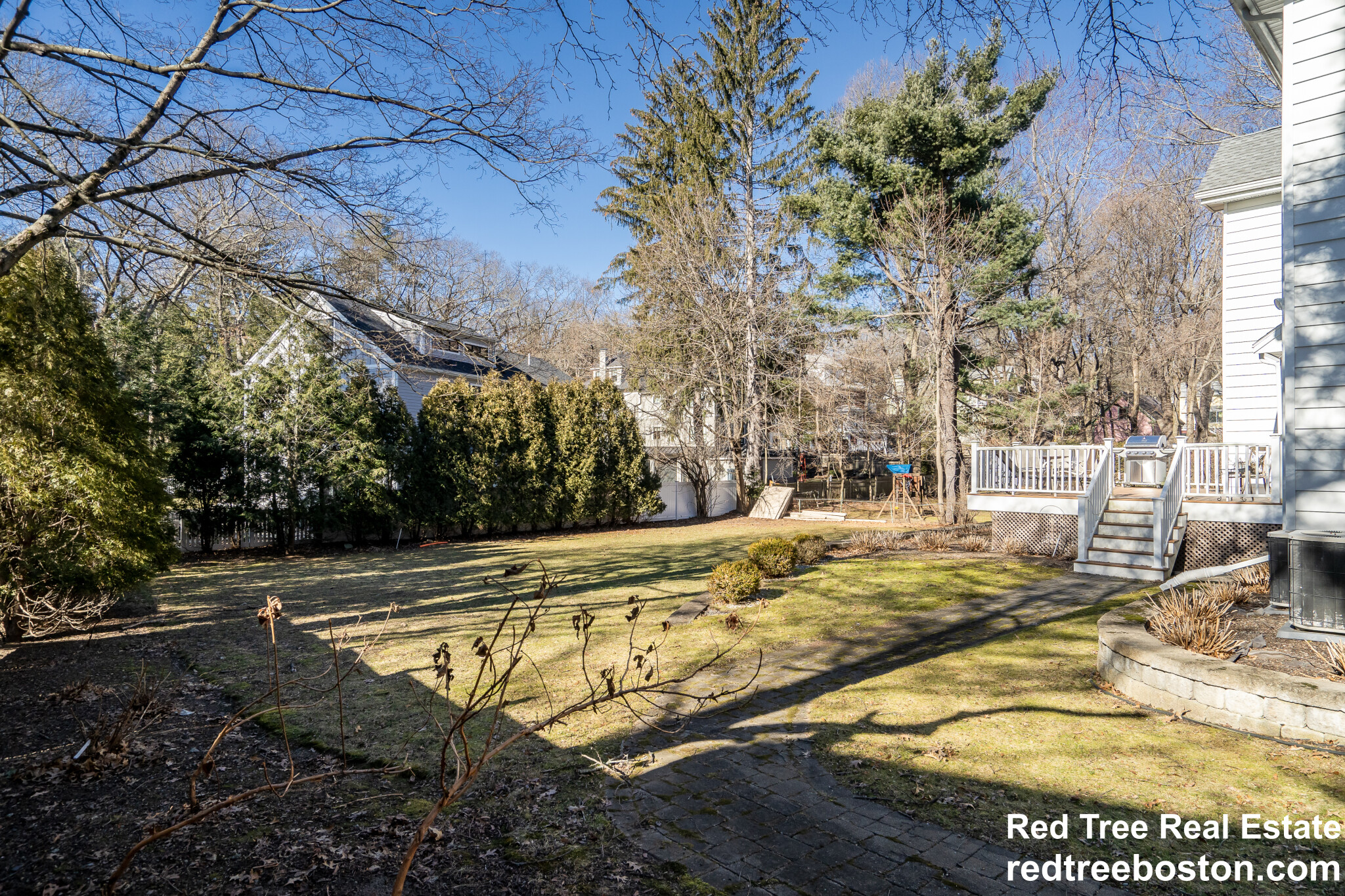 829 Chestnut St, Waban