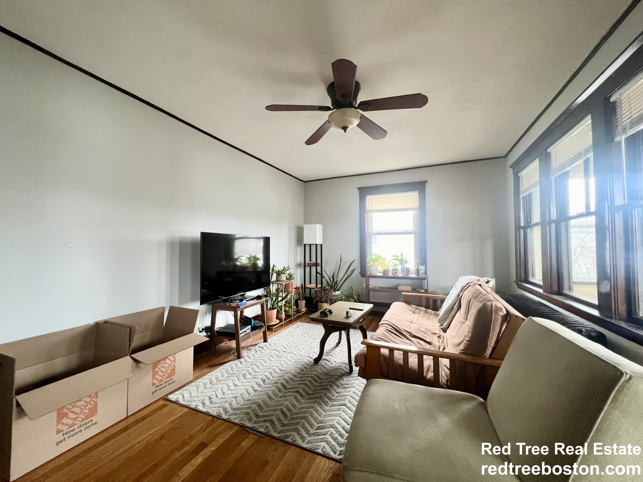 72 Nonantum St, Oak Square