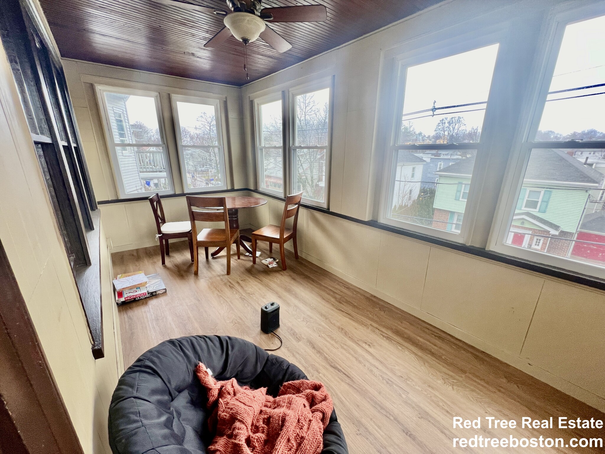 72 Nonantum St, Oak Square