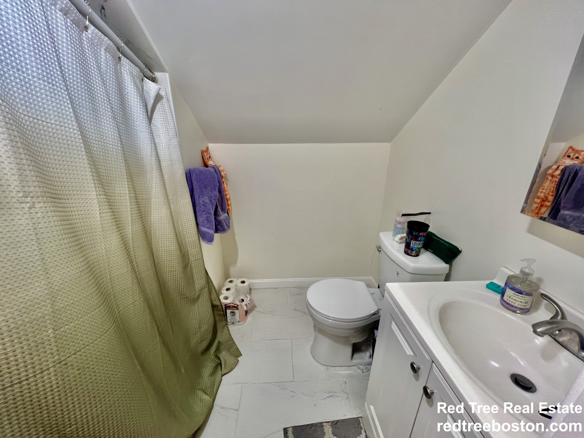 72 Nonantum St, Oak Square