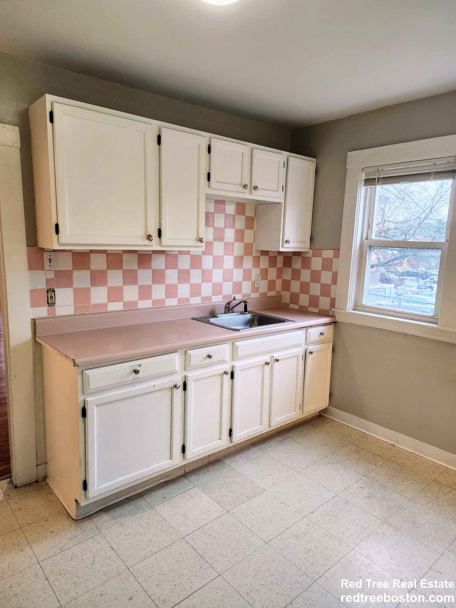 8 Boston Ave, Powder House Square