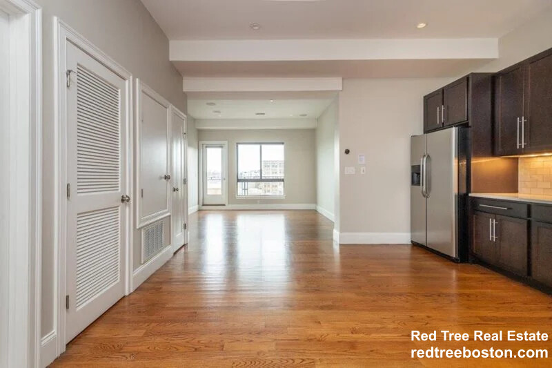 339 D St, South Boston