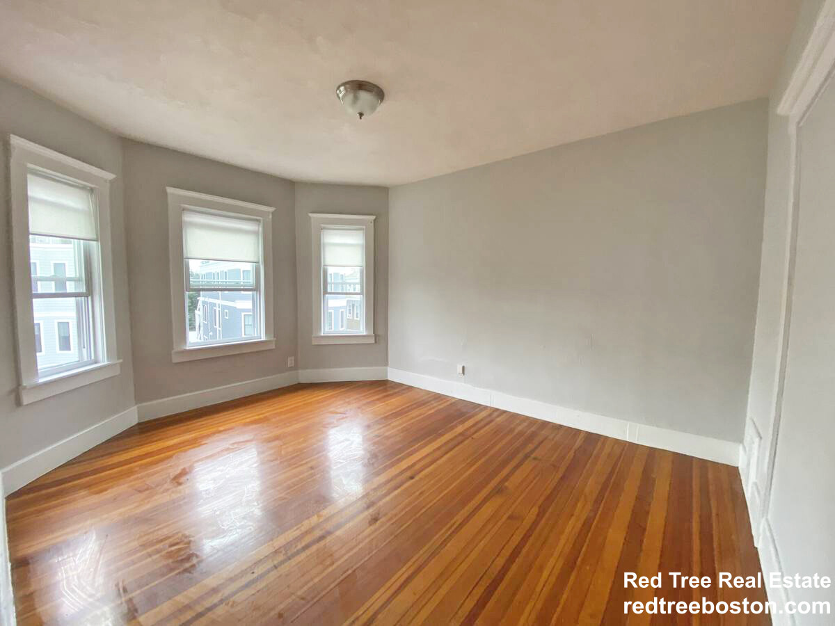 19 Roseclair St, Dorchester