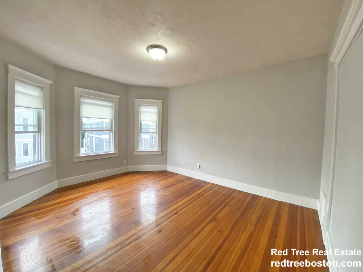 19 Roseclair St, Dorchester