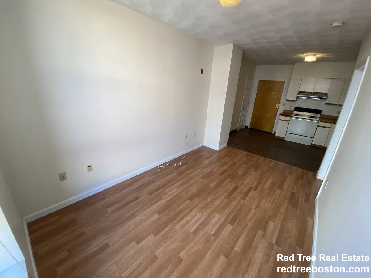 81 Essex St, Chinatown