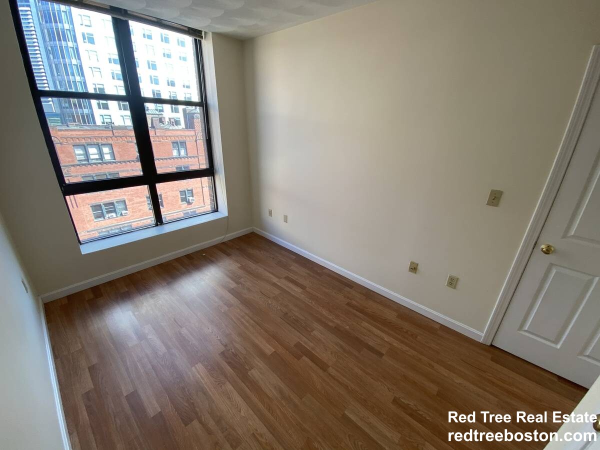 81 Essex St, Chinatown