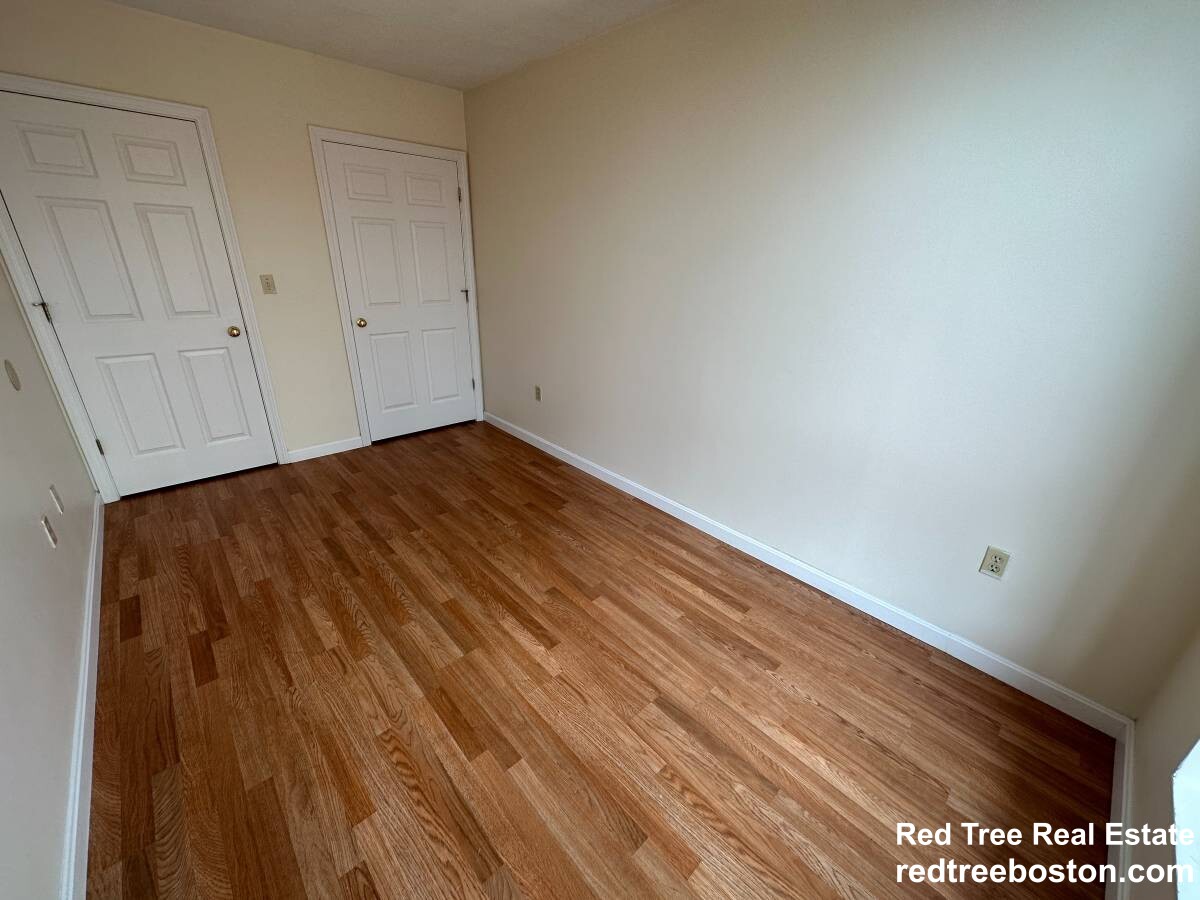 81 Essex St, Chinatown