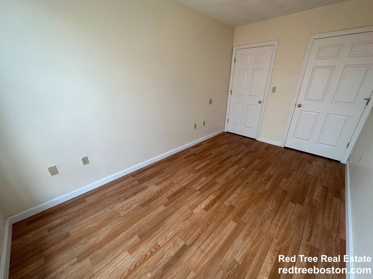 81 Essex St, Chinatown