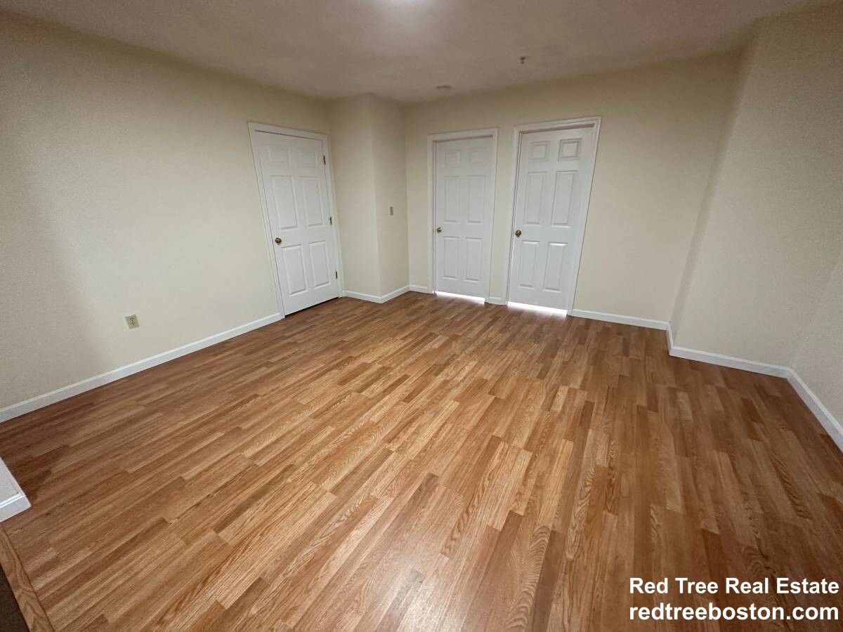 81 Essex St, Chinatown