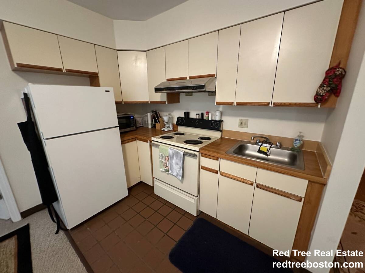 81 Essex St, Chinatown