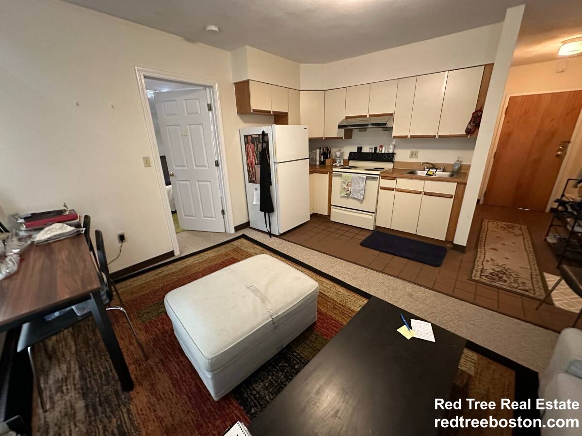 81 Essex St, Chinatown