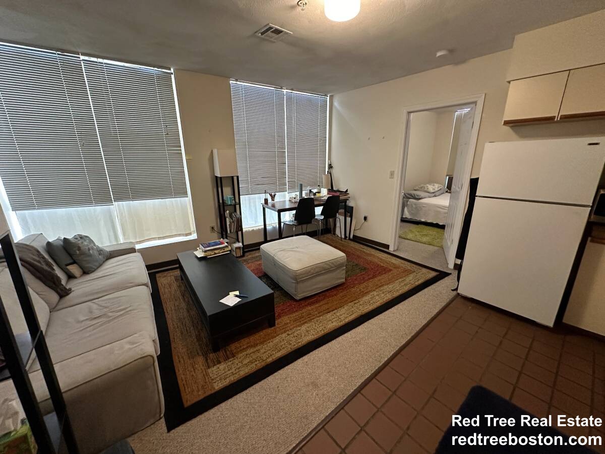 81 Essex St, Chinatown