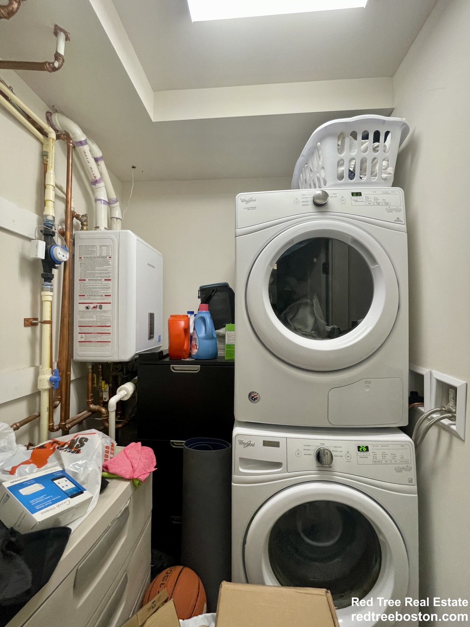 320 Maverick St, East Boston