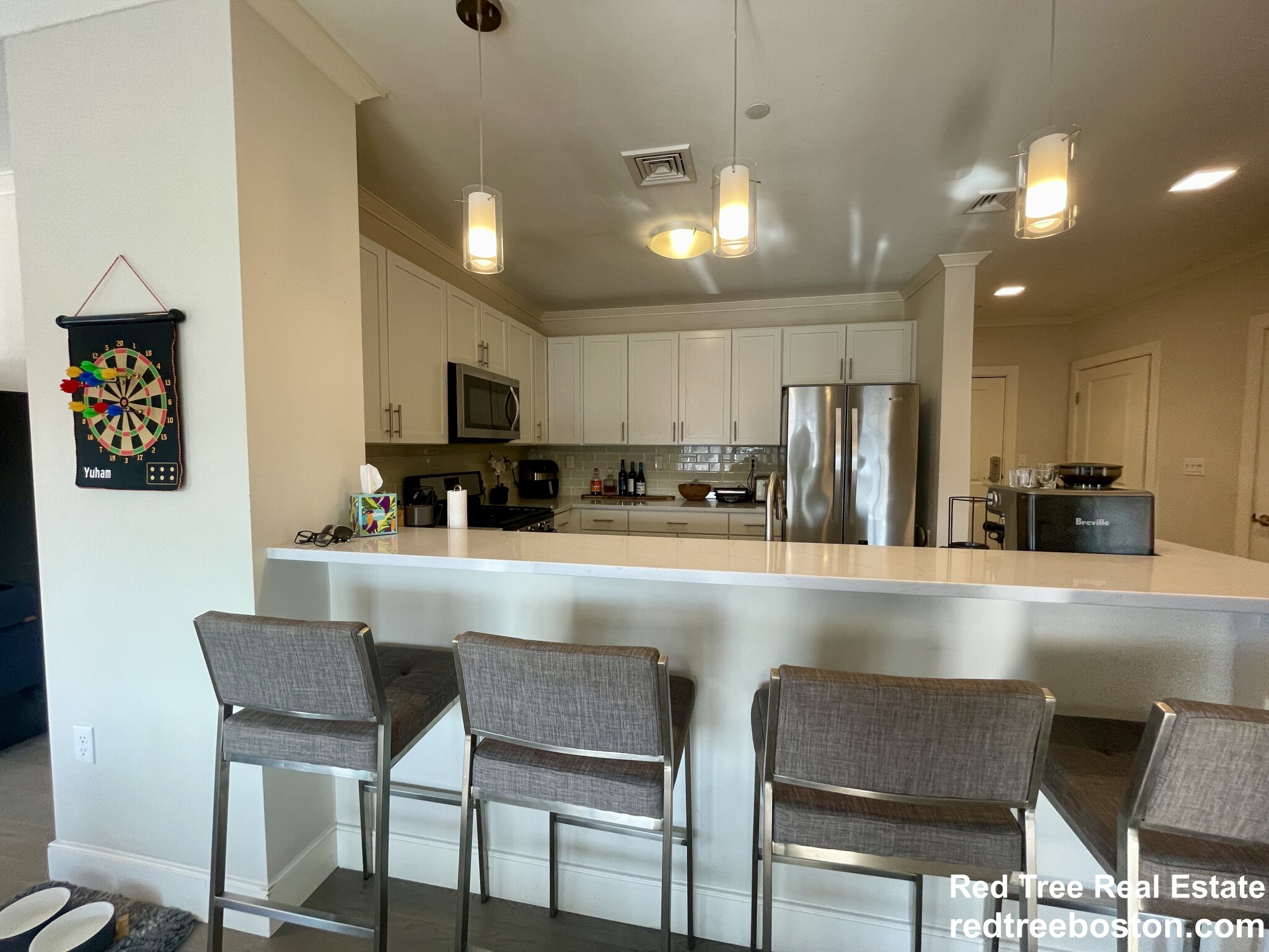 320 Maverick St, East Boston