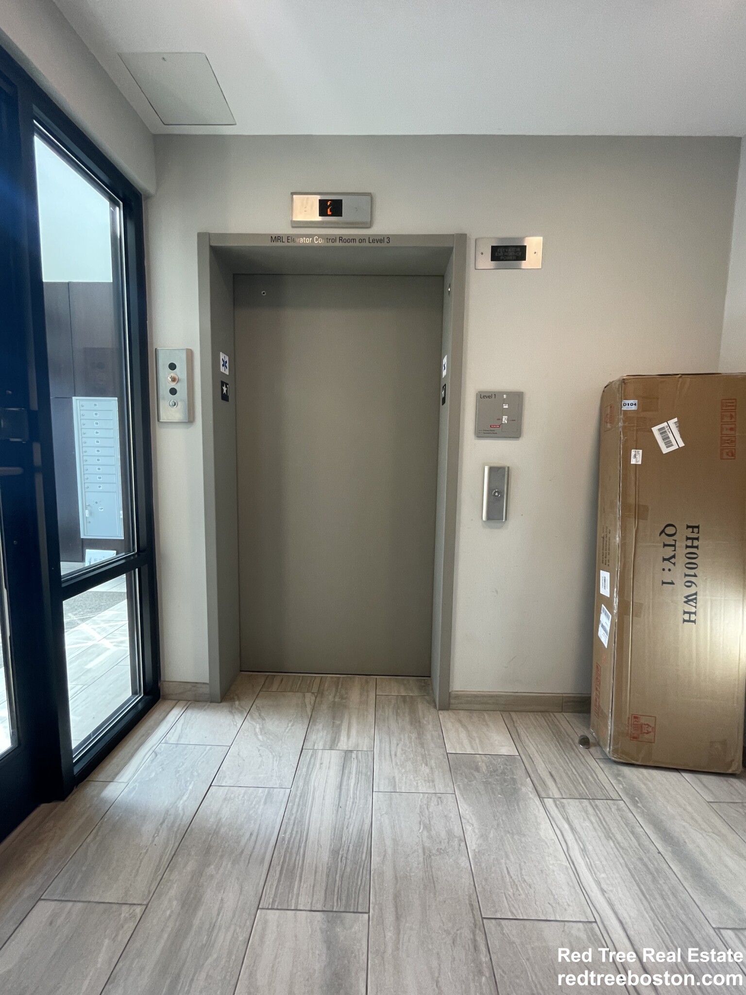 320 Maverick St, East Boston