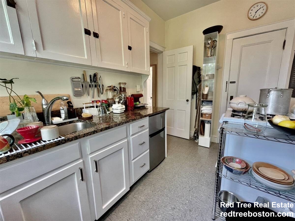 73 Martin St, Neighborhood Nine