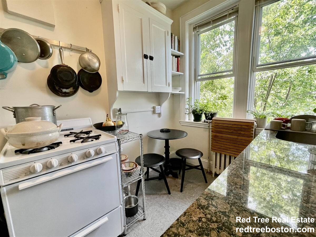 73 Martin St, Neighborhood Nine