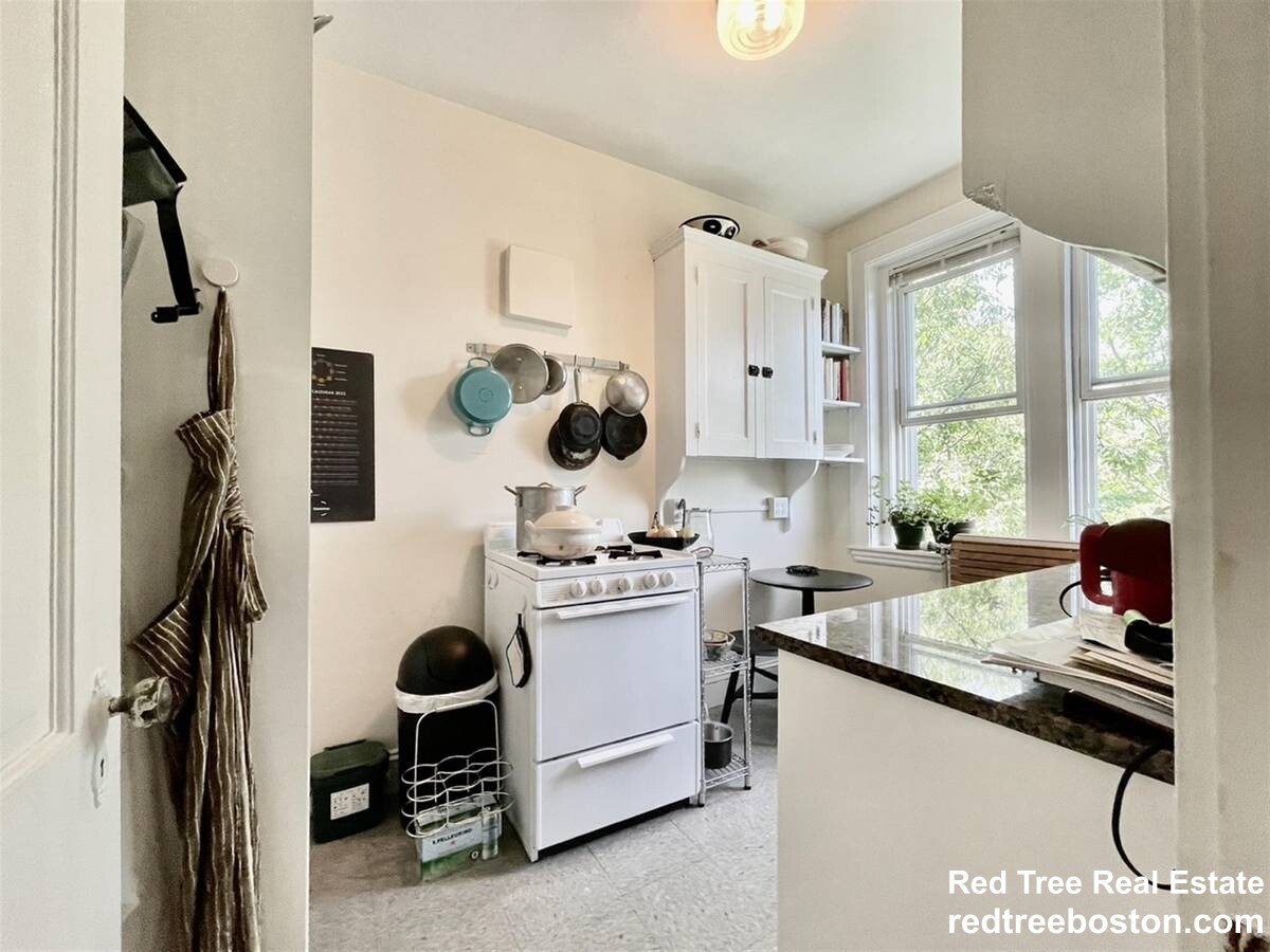 73 Martin St, Neighborhood Nine