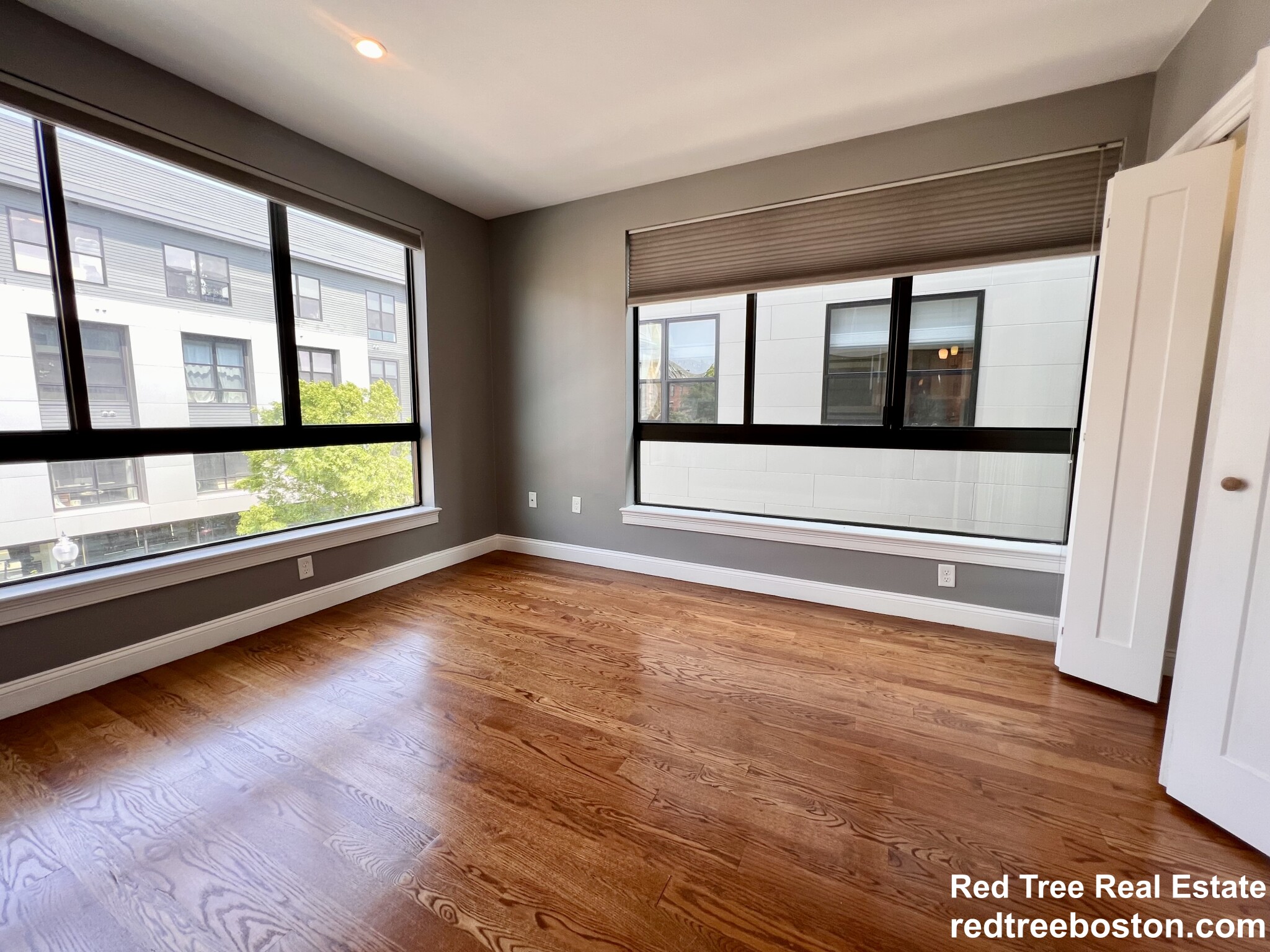 339 D St, South Boston