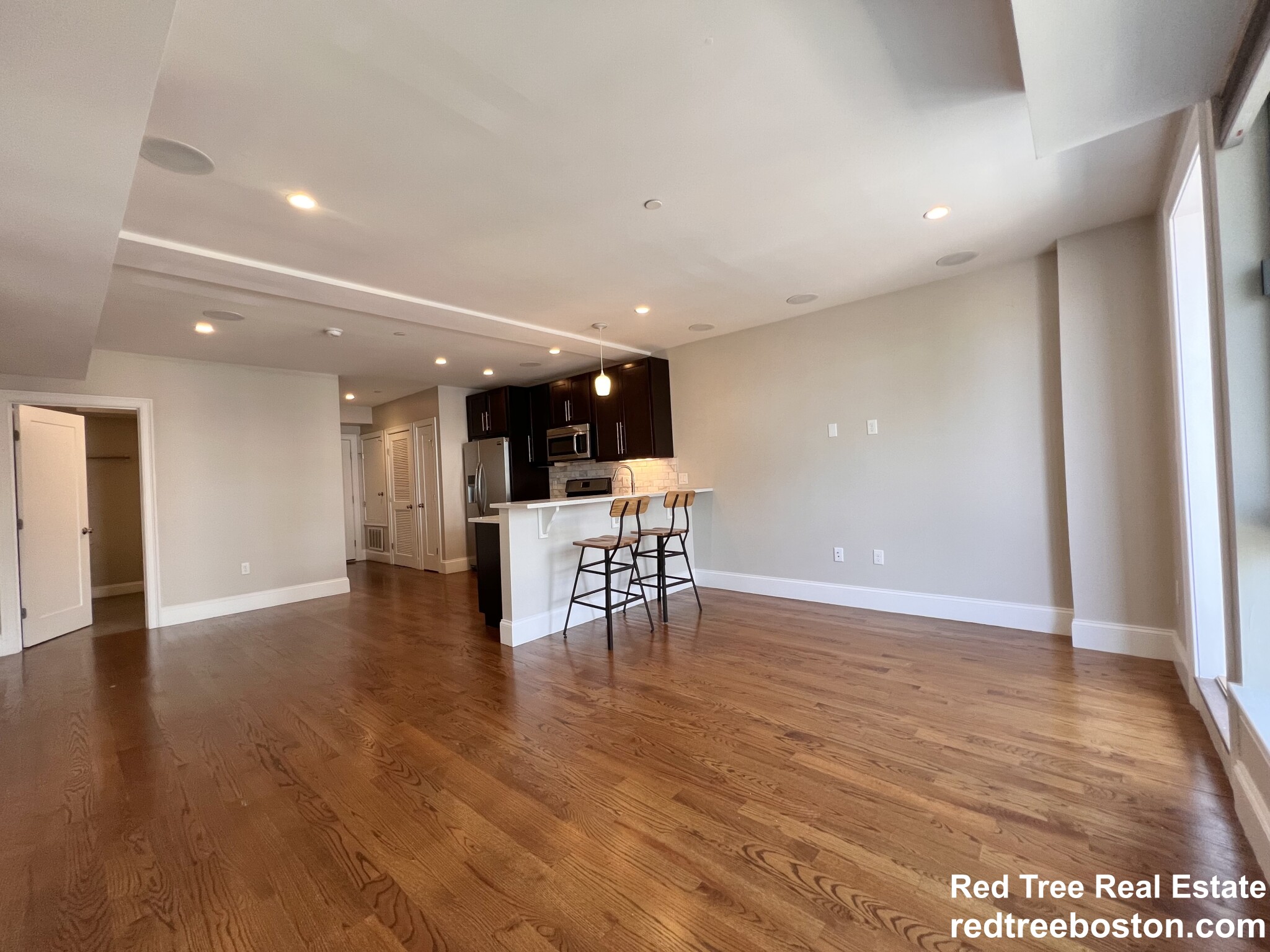 339 D St, South Boston