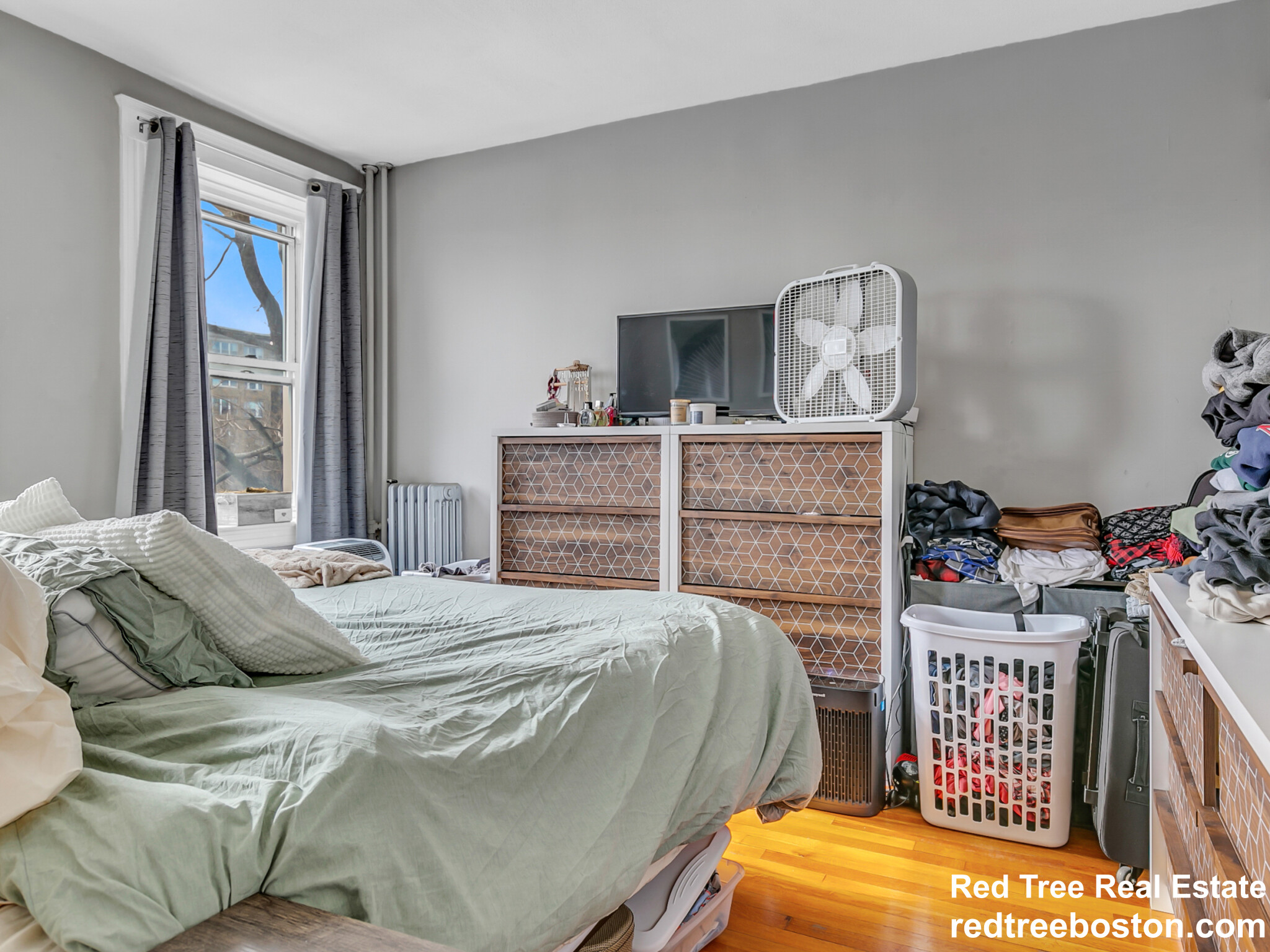 1607 Commonwealth Ave, Brighton