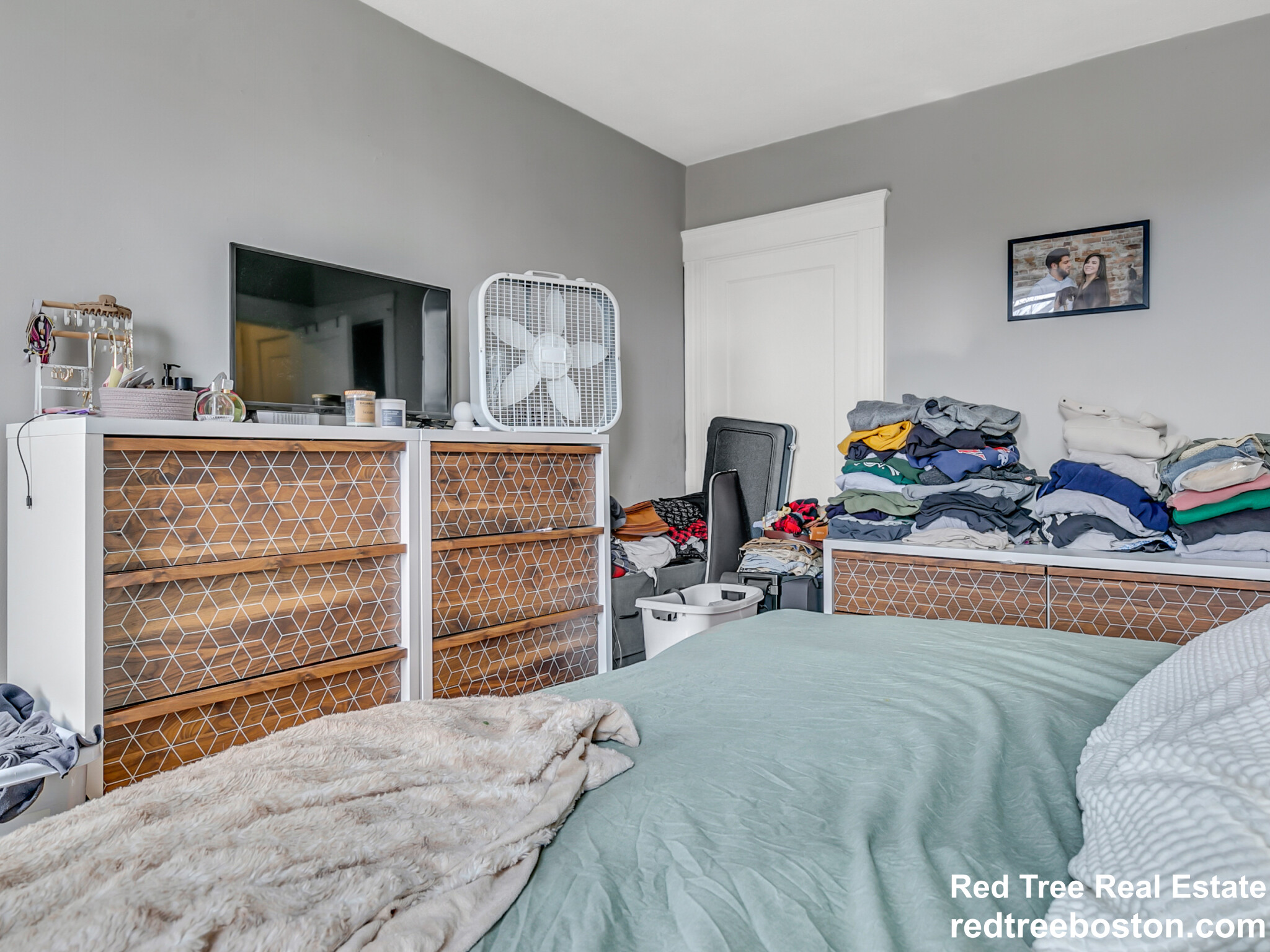 1607 Commonwealth Ave, Brighton