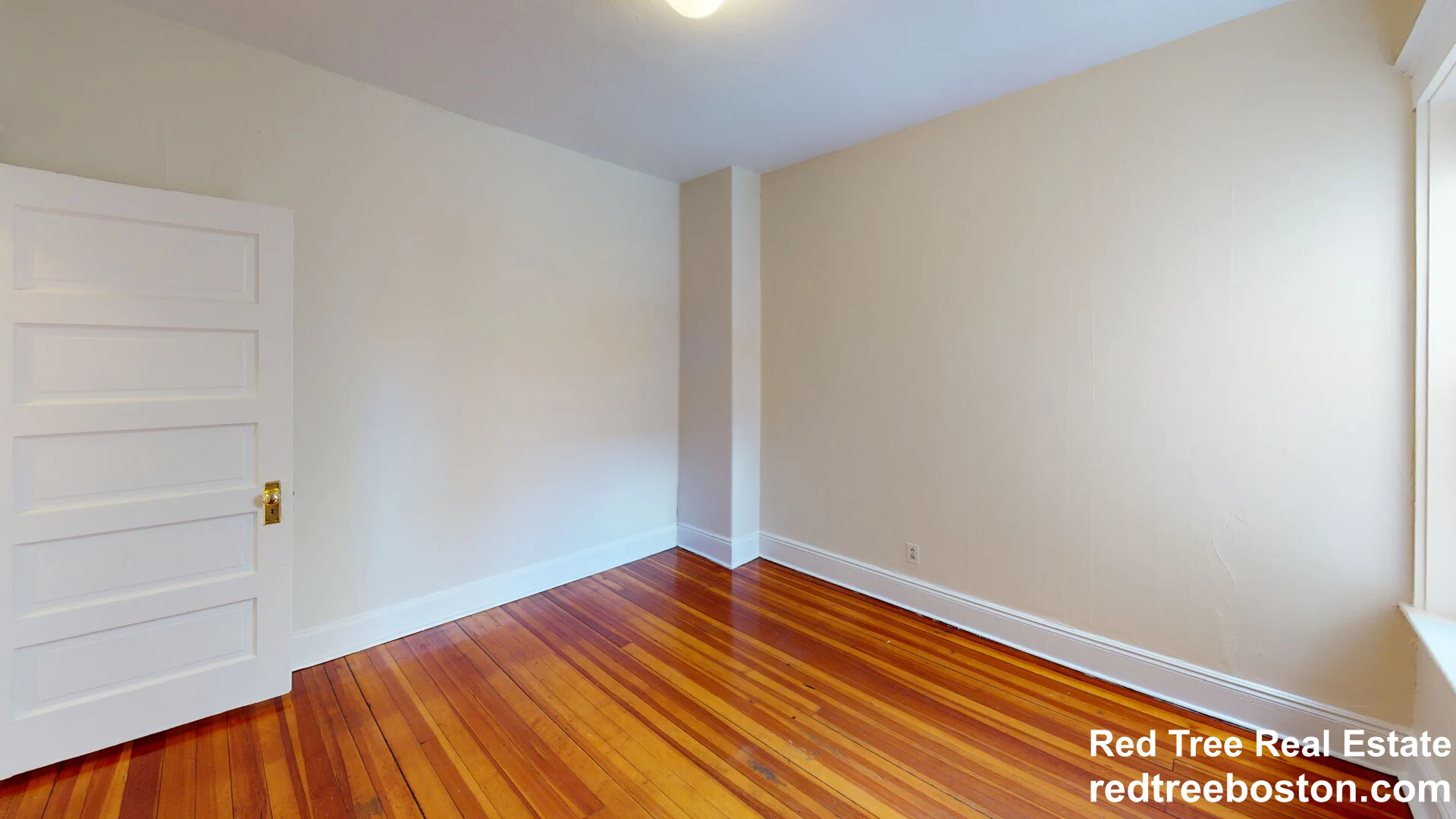 15 Mount Hood Rd, Brighton