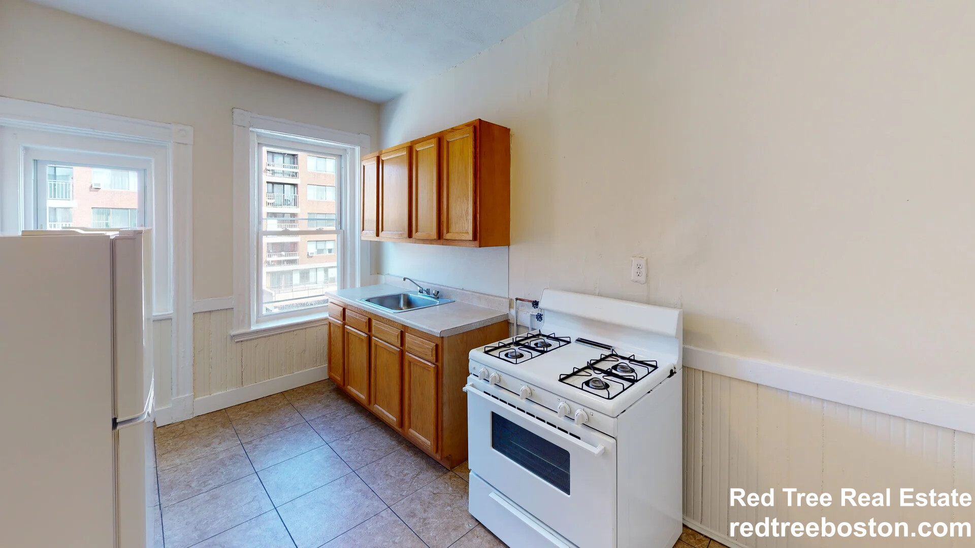 15 Mount Hood Rd, Brighton