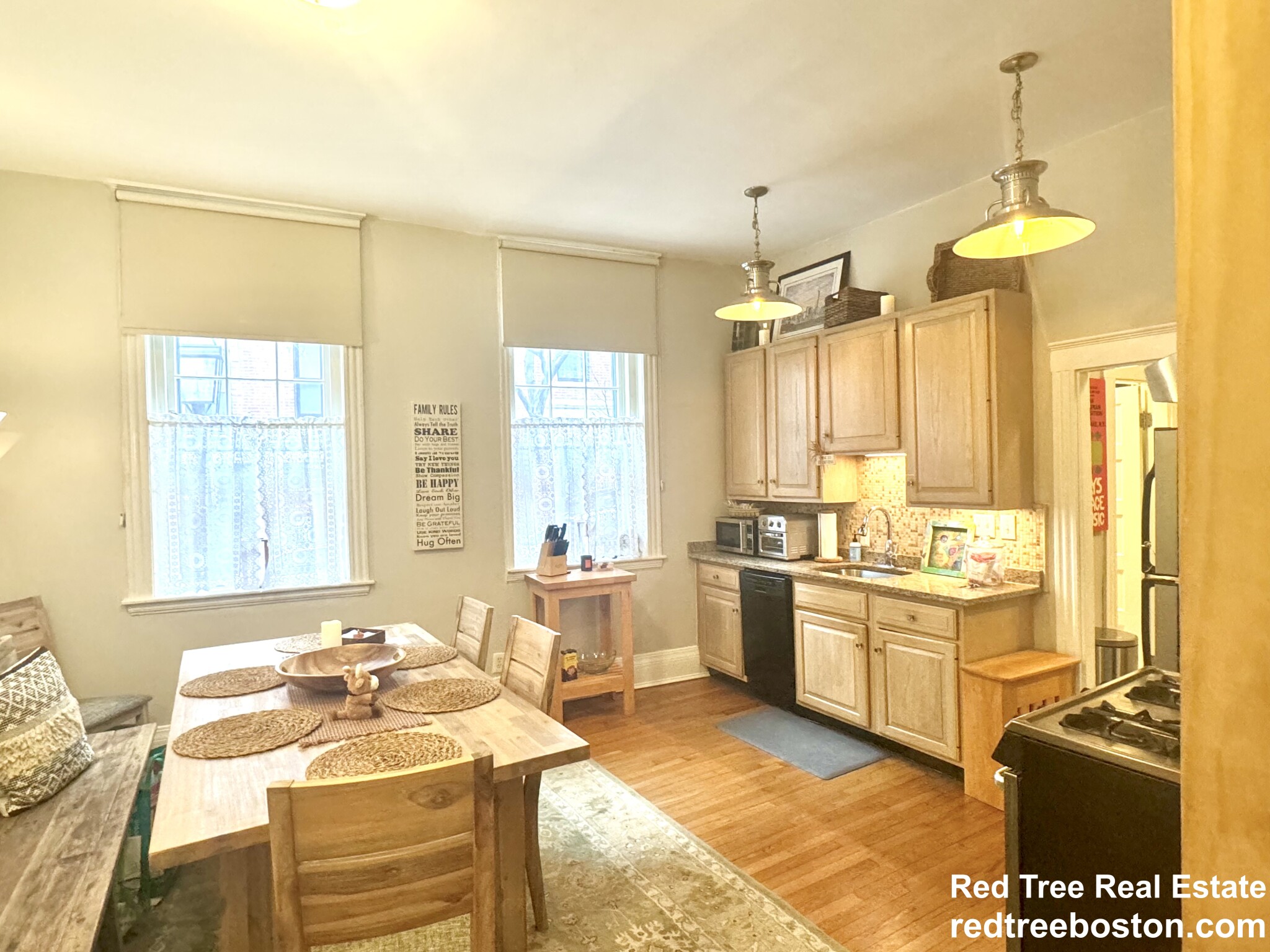 68 Phillips St, Beacon Hill