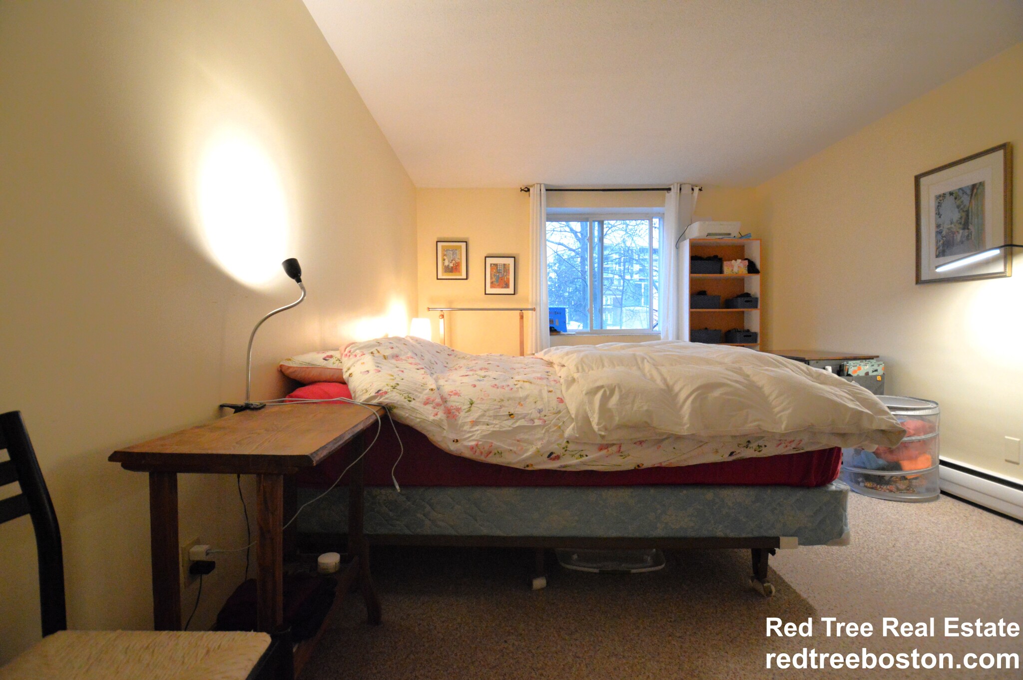 50 Green St, North Brookline