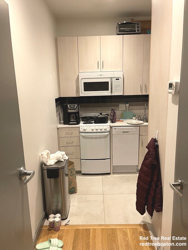 144 Bowdoin St, Dorchester