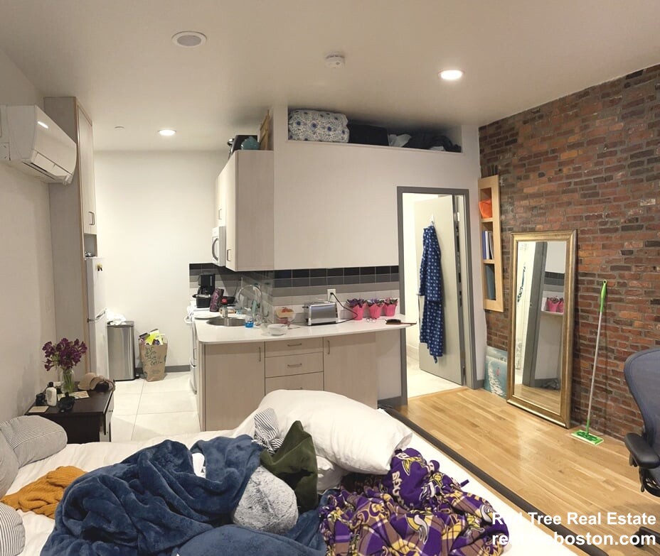 144 Bowdoin St, Dorchester