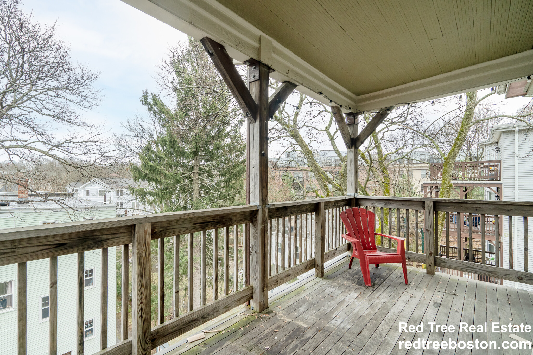 98 Cypress St, Emerson Gardens