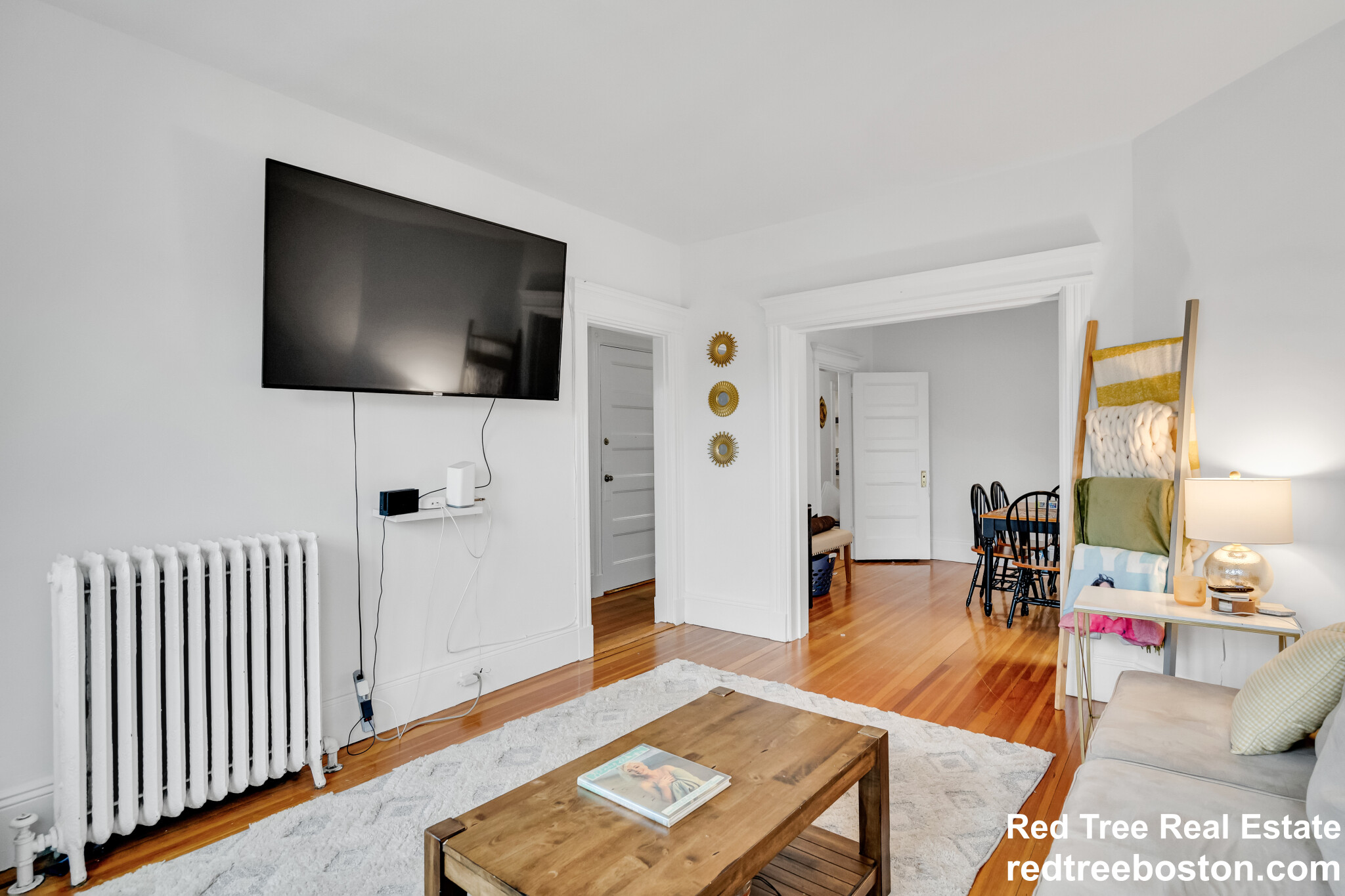 98 Cypress St, Emerson Gardens