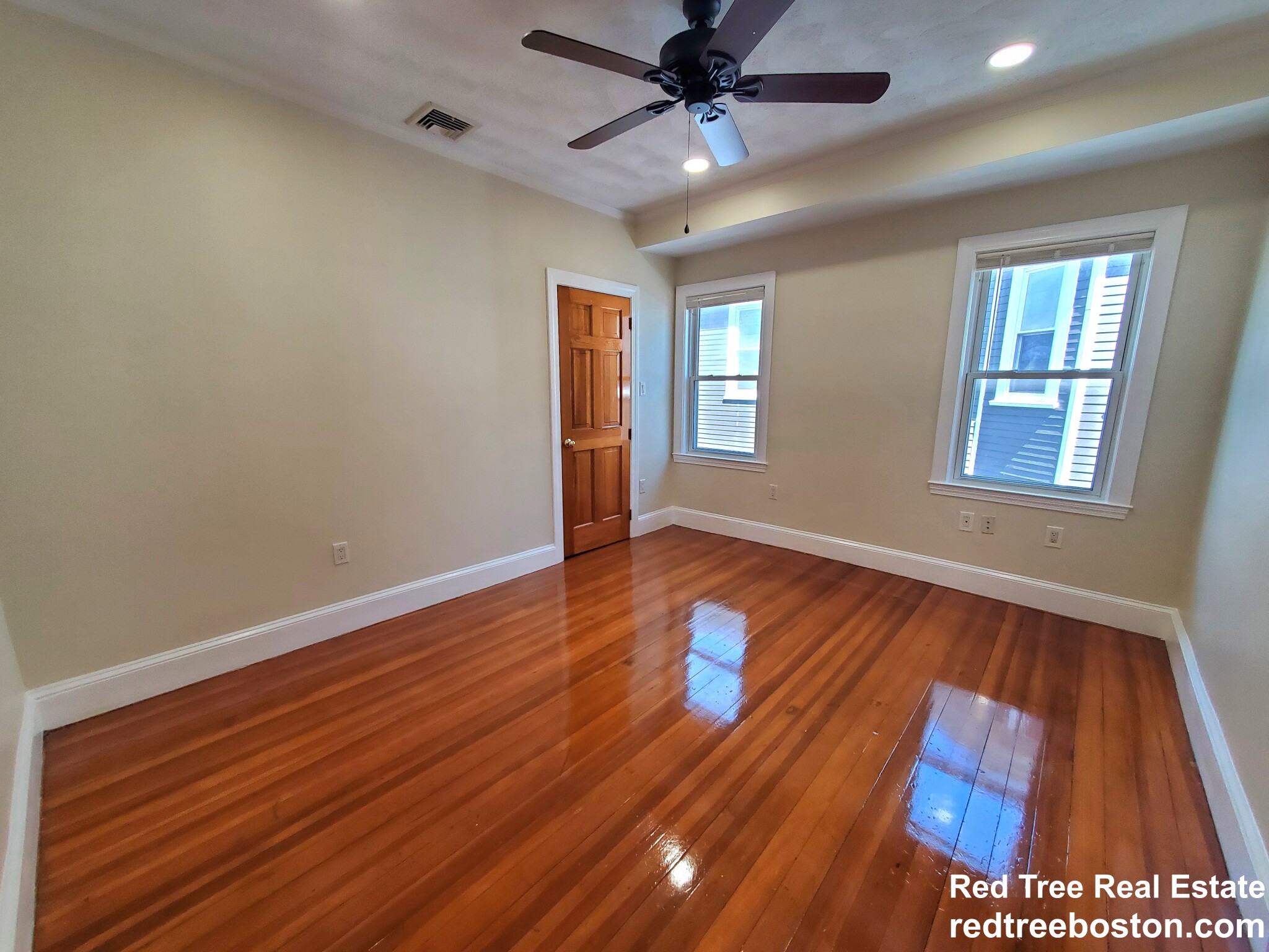 200 Hyde Park Ave, Jamaica Plain