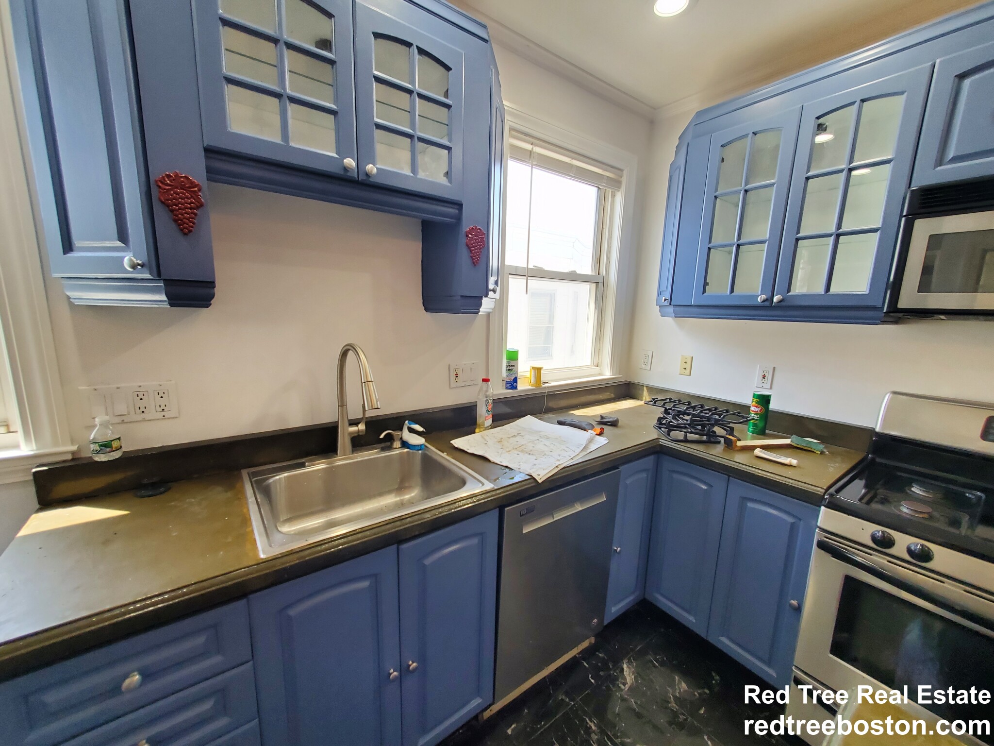 200 Hyde Park Ave, Jamaica Plain