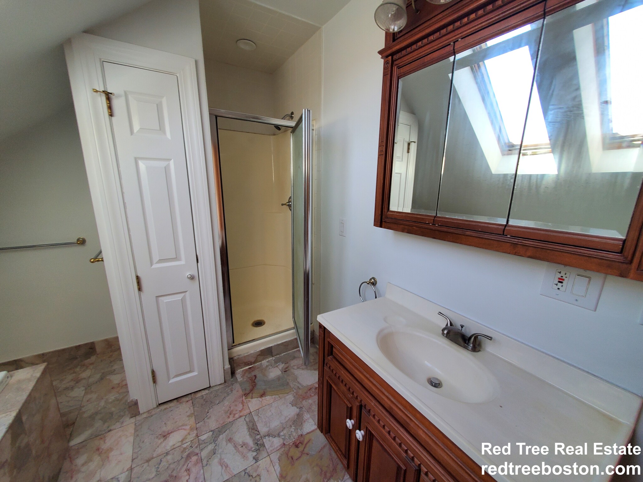 200 Hyde Park Ave, Jamaica Plain