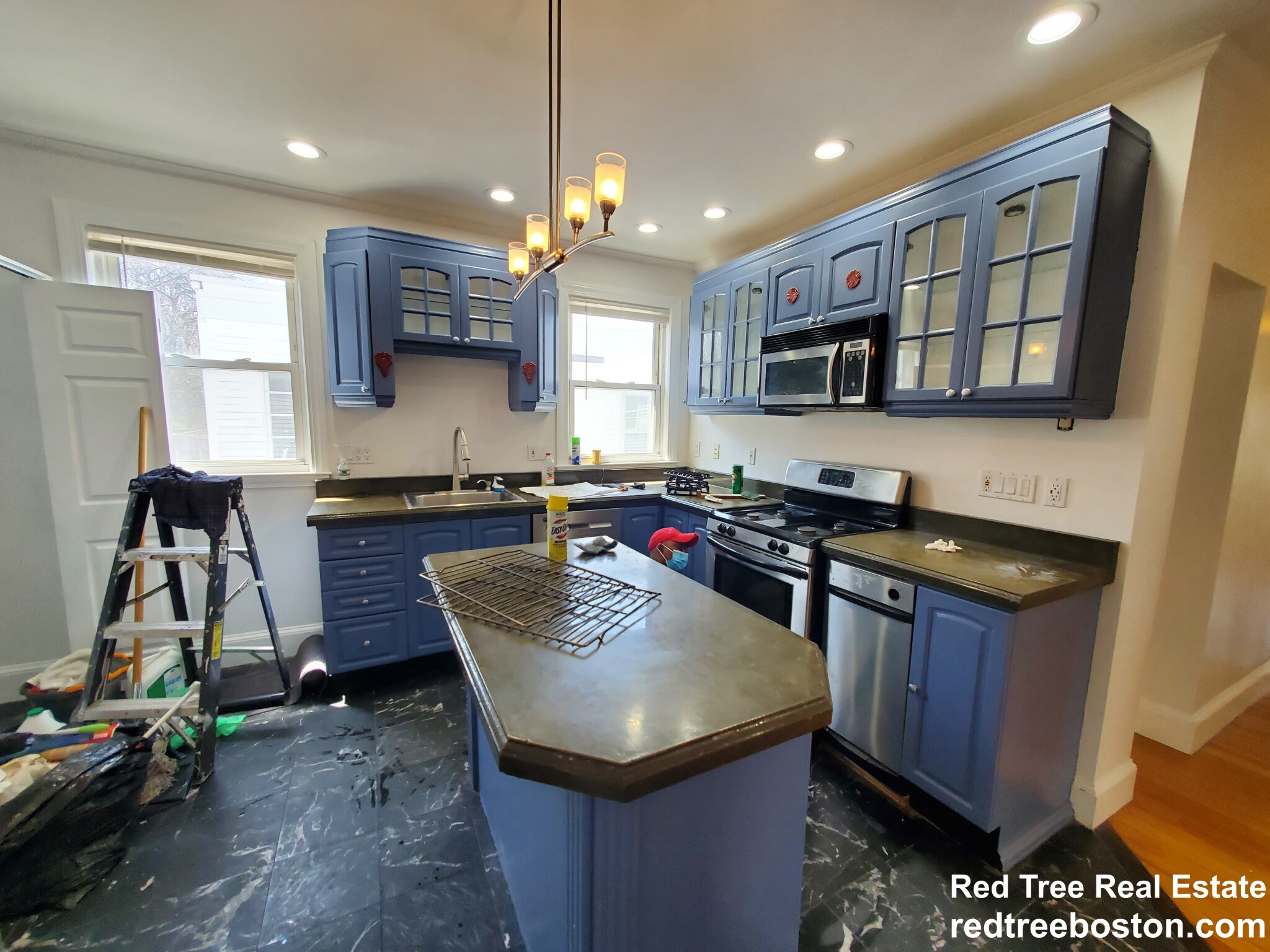 200 Hyde Park Ave, Jamaica Plain