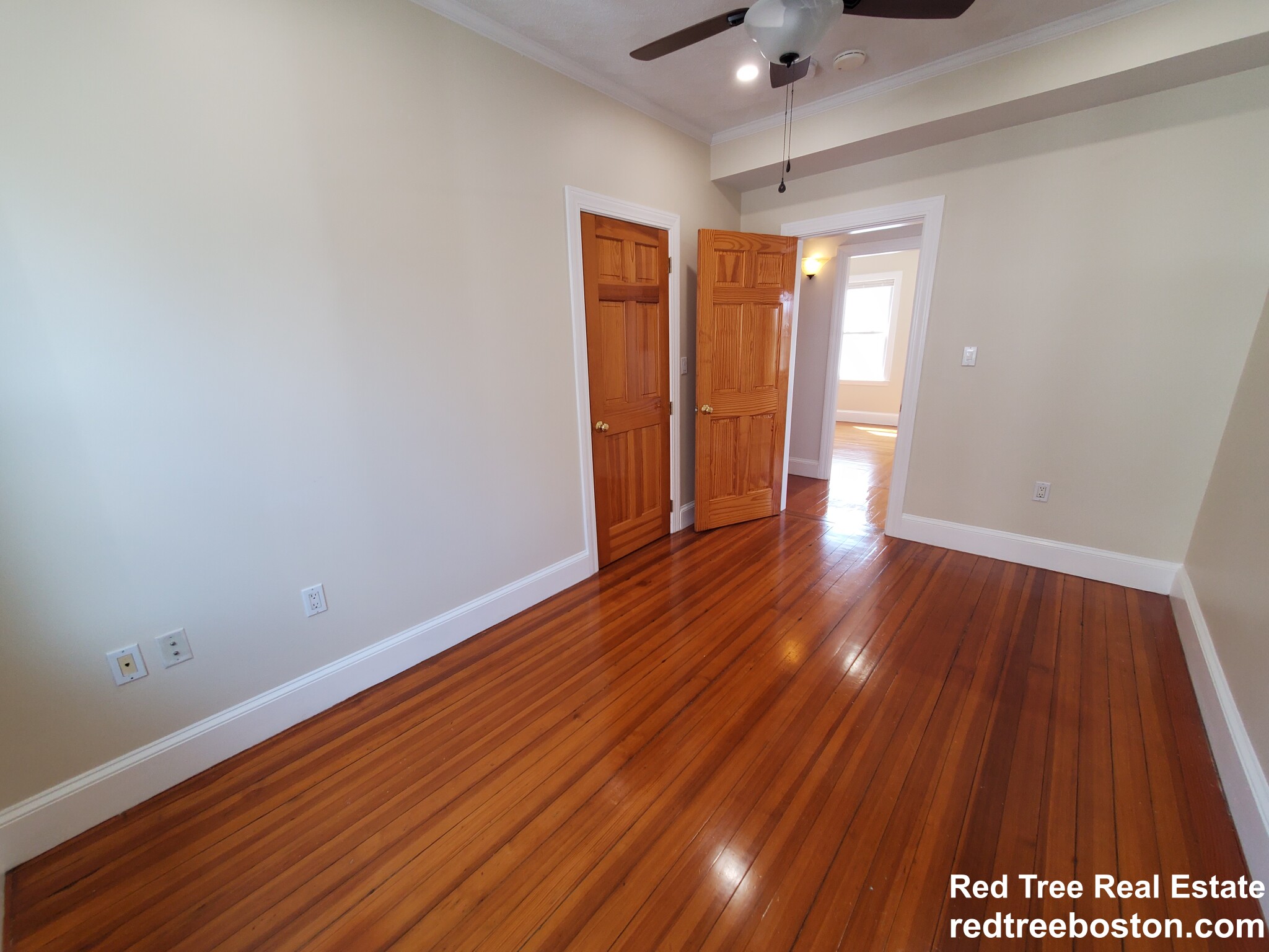 200 Hyde Park Ave, Jamaica Plain