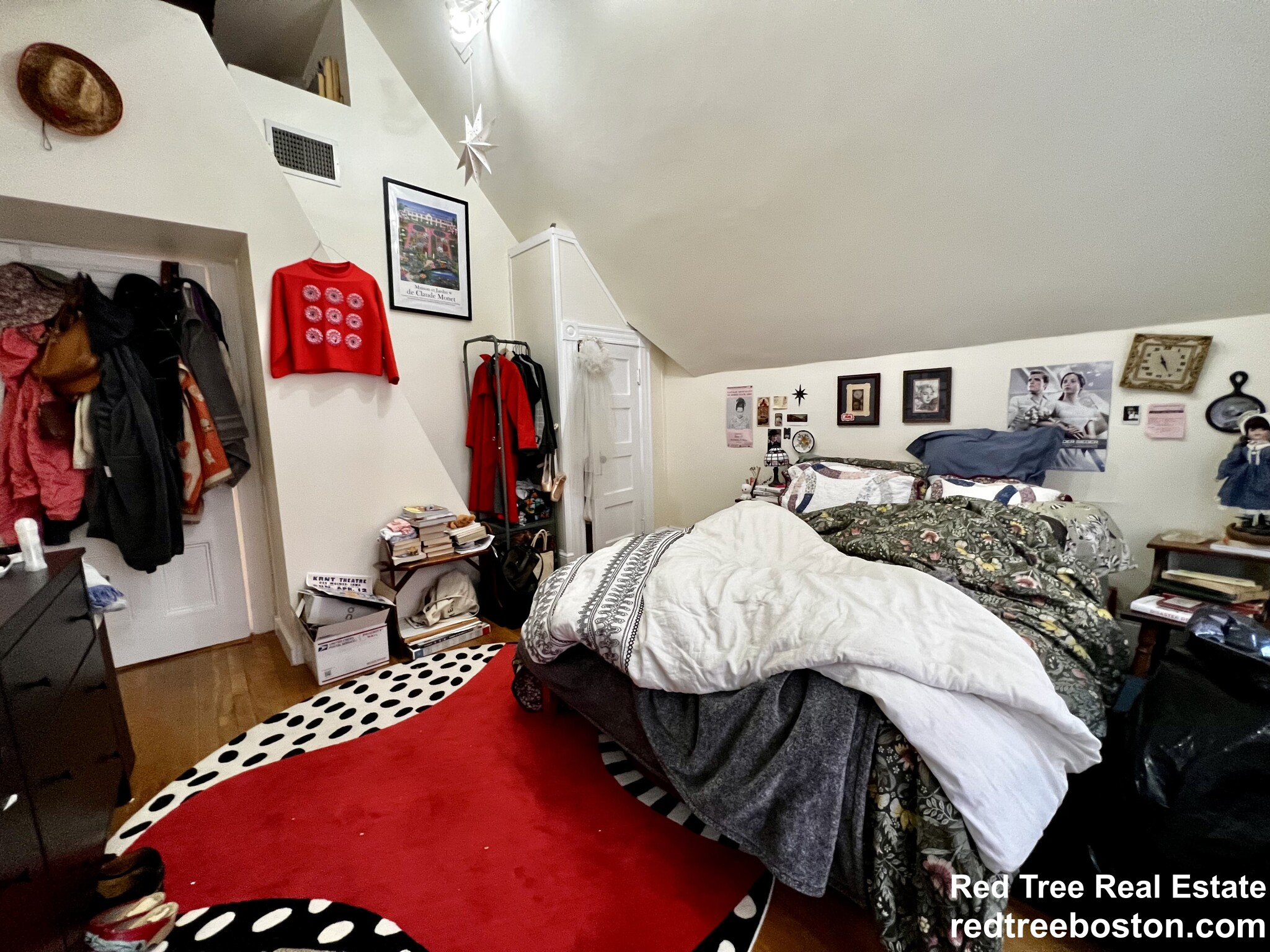 1678 Beacon St, Brookline