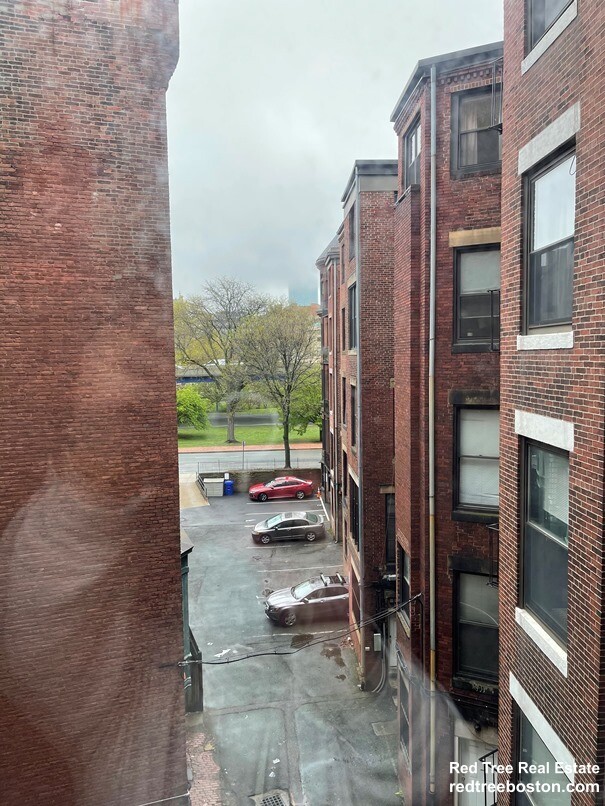 475 Commonwealth Ave, Fenway