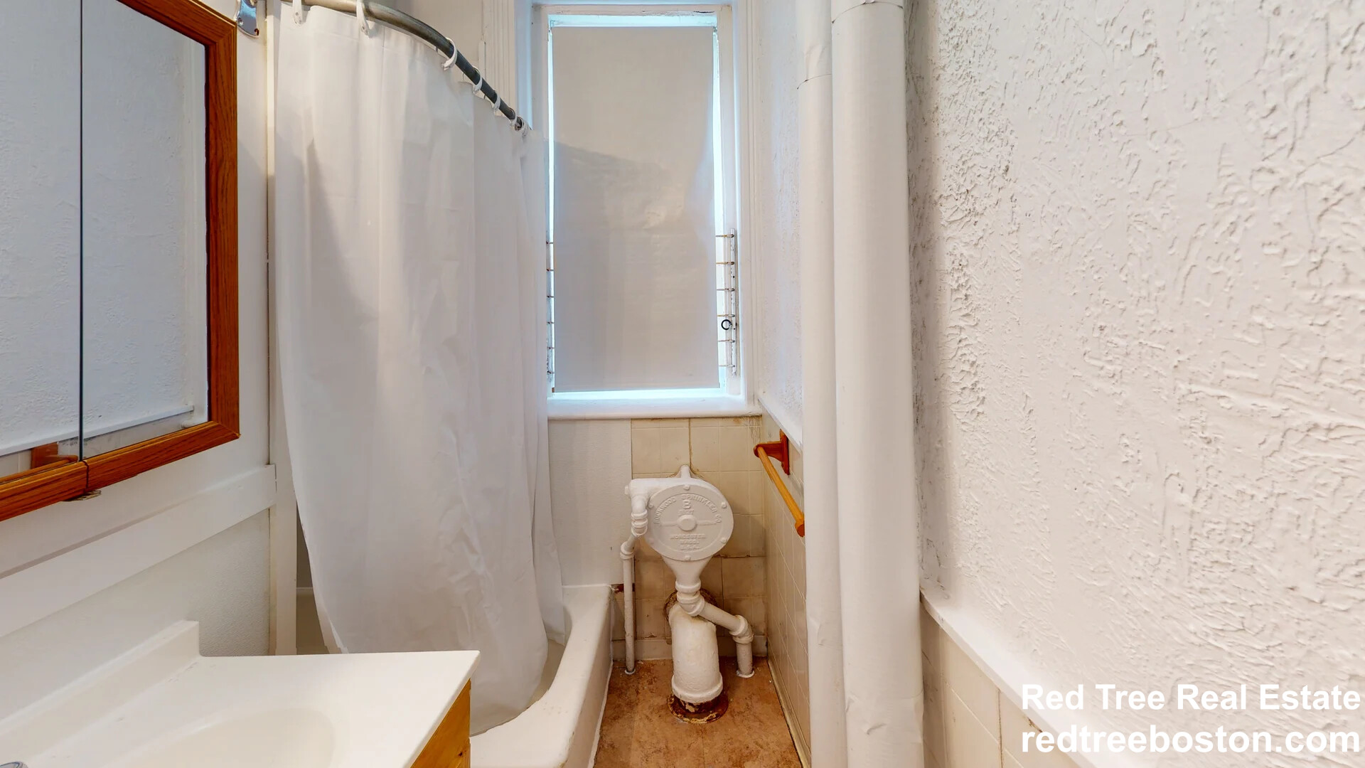 1800 Commonwealth Ave, Brighton