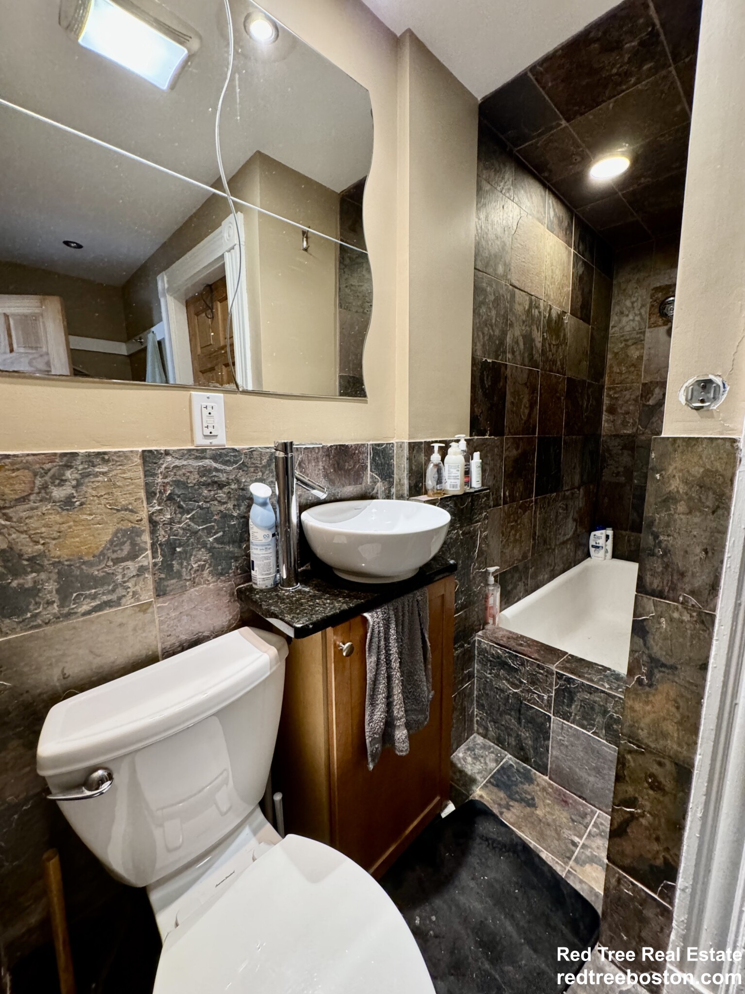 252 Cypress St, Brookline