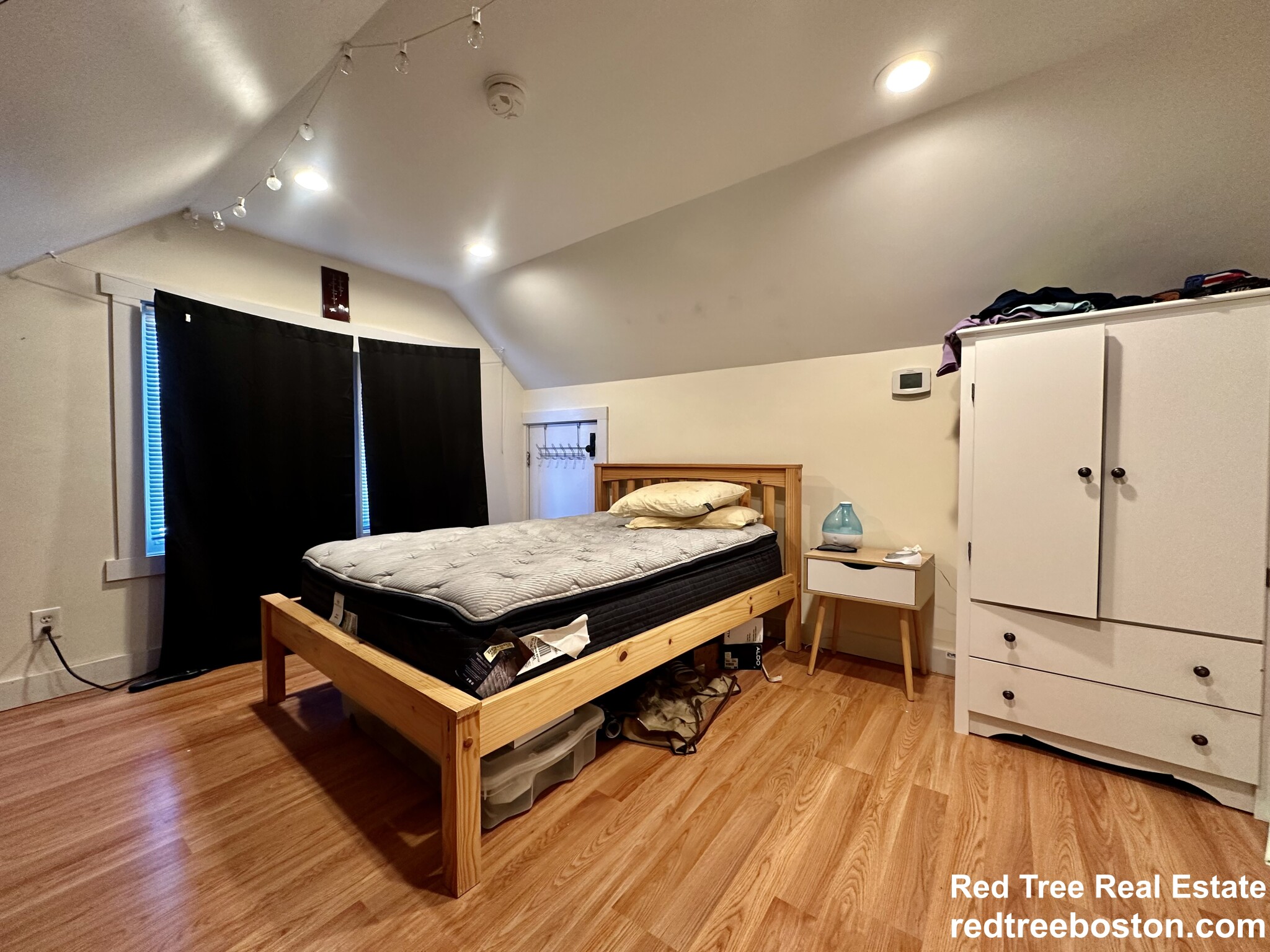 4 Vassar St, South Medford